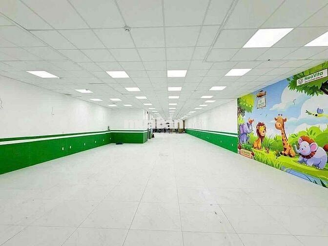 Cho thuê mặt tiền Hoa Mai Quận Phú Nhuận ngang 8m SD 320m2 2 tầng