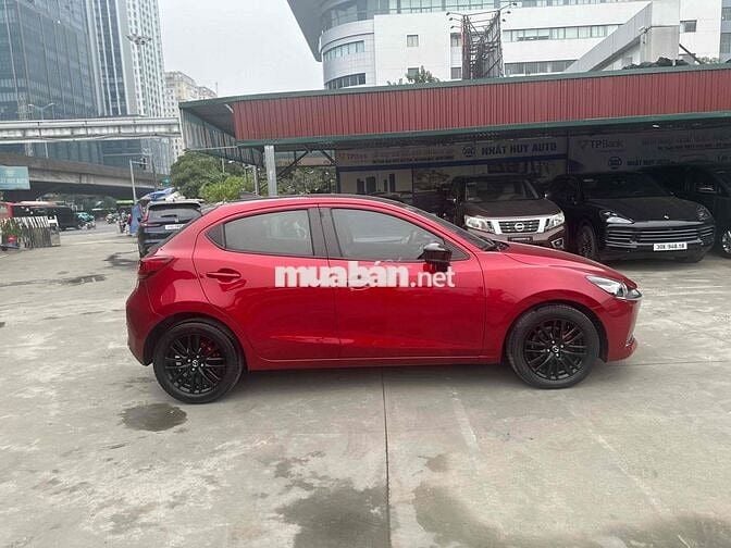 Mazda 2 2021 Sport 1.5 Luxury - 2000 km