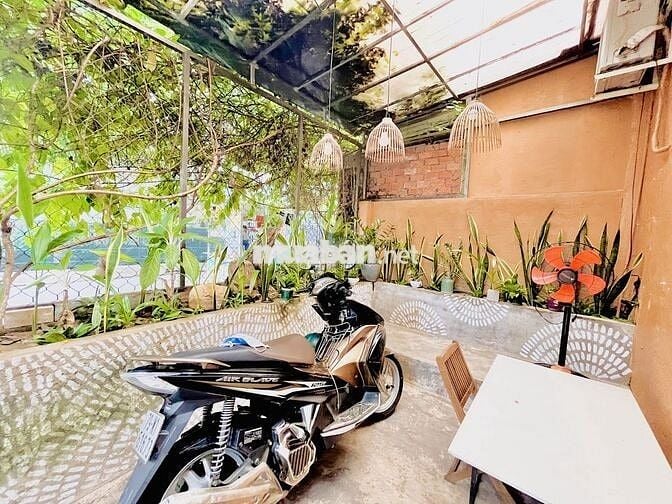 CHO THUÊ HOMESTAY 3 PHÒNG NGỦ SÂN VƯỜN ĐẸP GẦN BIỂN 15 TRIỆU/THÁNG