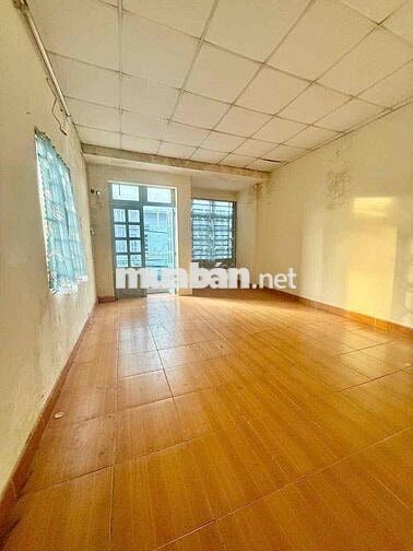 NHÀ 2 TẦNG - DT (4x15) HẺM 5M OTO THÔNG HUỲNH THỊ HAI Q12 - GIÁ 3TY8