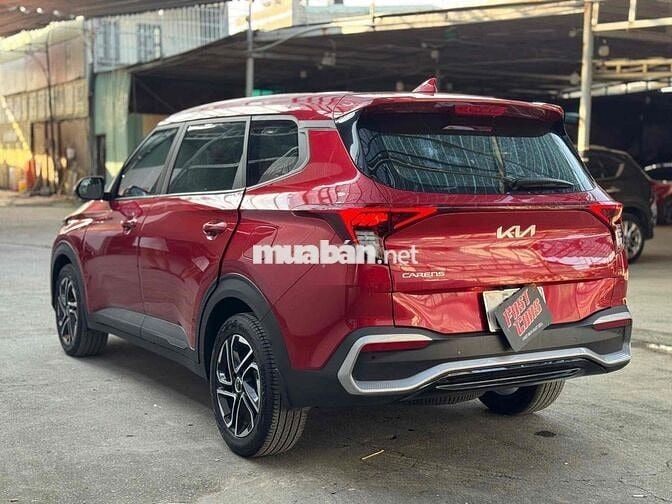 Kia Carens 2023 - 33000 km