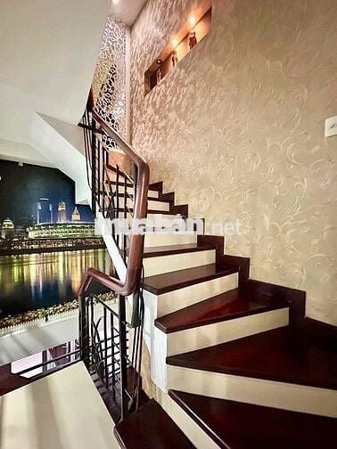 NGÃ 4 BẢY HIỀN 5 TẦNG 60m2 CÁCH MẶT TIỀN 30M - Ô TÔ ĐỔ CỬA NHỈNH 8 TỶ