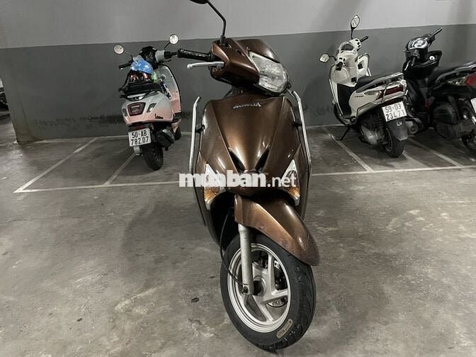 Lead 110 FI đời 2011 BSTP, còn chạy ngon lành