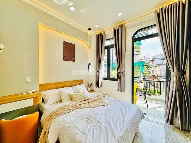 Bán nhà mới mặt tiền kinh doanh- Gần Công Viên Gia Định