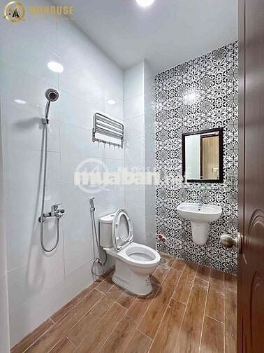 Căn Hộ Stu Ban Công 30m2 FullNT Cao Cấp Có Thang Máy Gần Chợ Bà Chiểu