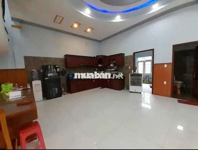 Ngộp bank 4 tỷ 5 – Giảm 1 tỷ 5, Biệt thự mái Thái 567m² giá chỉ 6 tỷ.