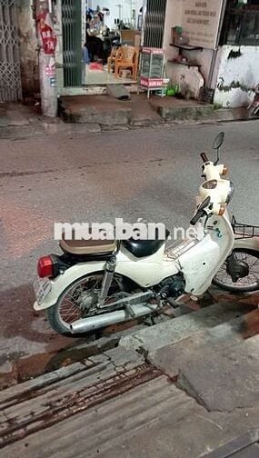 Nhà thừa xe cup 50 như hình cần bán