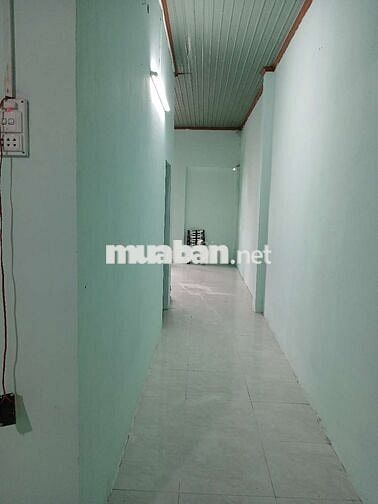 Nhả cho thuê rộng rãi, thoáng mát,sạch sẽ, xe tải đt : ***