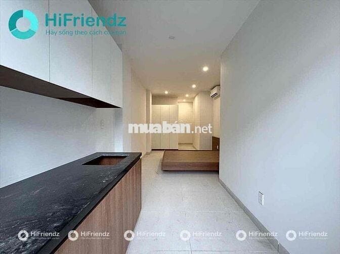 Phòng Studio Cao Cấp Ban Công Ngay DH Văn Lang