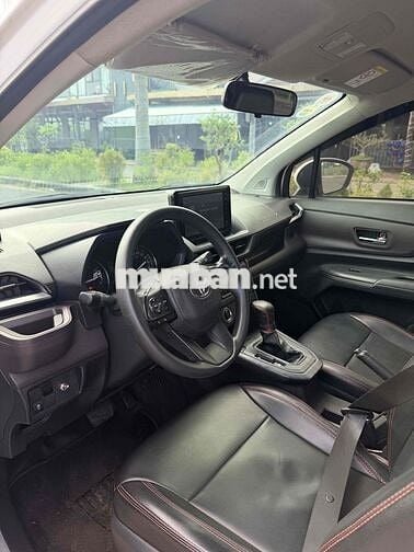 Toyota Avanza Premio đklđ 1/2024 Tự động 70000 km