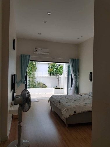 nhà cách mặt đường nguyễn văn lộng 2 căn nhà (chính chủ rao bán)