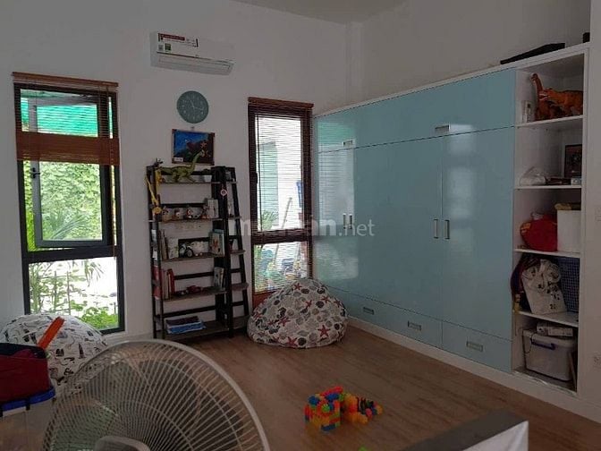 nhà cách mặt đường nguyễn văn lộng 2 căn nhà (chính chủ rao bán)