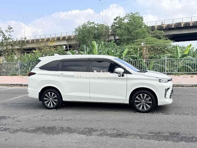 Toyota Avanza Premio đklđ 1/2024 Tự động 70000 km