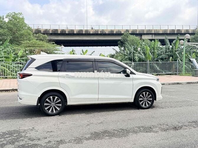 Toyota Avanza Premio đklđ 1/2024 Tự động 70000 km