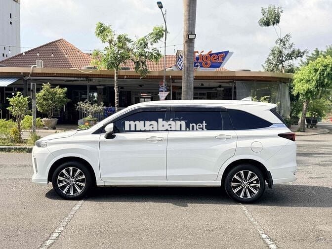 Toyota Avanza Premio đklđ 1/2024 Tự động 70000 km