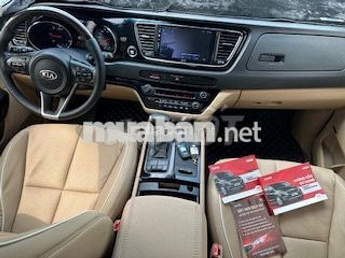 Kia Sedona 2018 2.2 DATH - 125139 km
