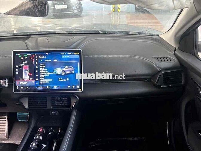 Lô 20 e VinFast VF8 2024 S (Kèm pin) từ 5-50km