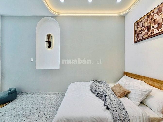 Bán nhà mới mặt tiền kinh doanh- Gần Công Viên Gia Định