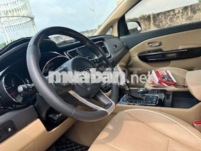 Kia Sedona 2018 2.2 DATH - 125139 km