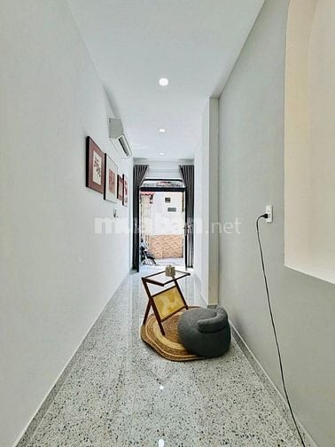 Bán nhà mới mặt tiền kinh doanh- Gần Công Viên Gia Định