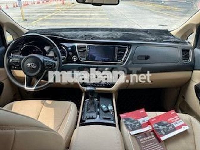 Kia Sedona 2018 2.2 DATH - 125139 km