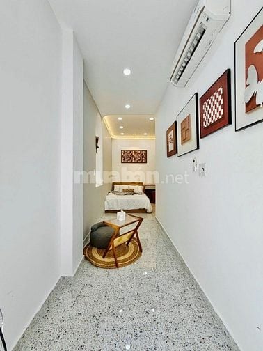 Bán nhà mới mặt tiền kinh doanh- Gần Công Viên Gia Định