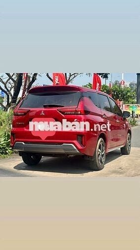 Mitsubishi Xpander Đỏ 7 chỗ 15.000 km