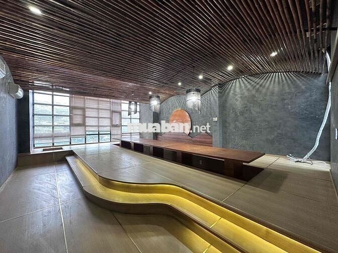 Mặt bằng ngay Becamex 7,5x35m. 1 trệt 2 Lầu sẵn máy lạnh