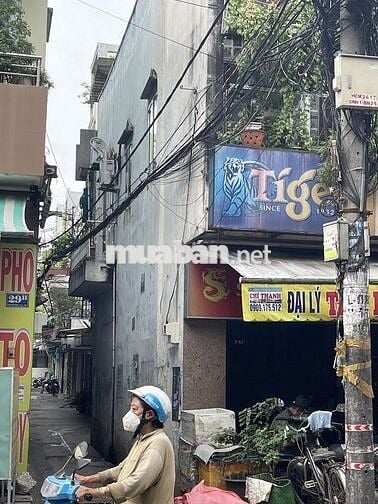 Nhà mặt tiền cạnh hẻm, sát bên trường cấp 1-3-2, siêu thị, chợ, bvq6