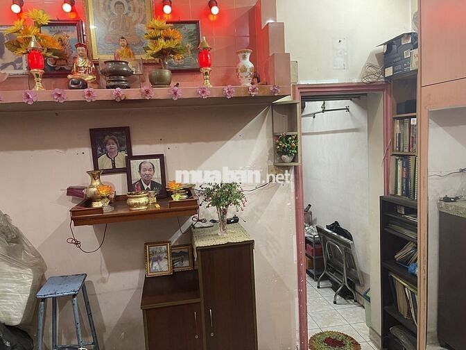 Nhà mặt tiền cạnh hẻm, sát bên trường cấp 1-3-2, siêu thị, chợ, bvq6