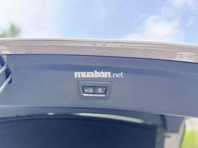 BMW 3 Series 2015 320i GT - 80000 km