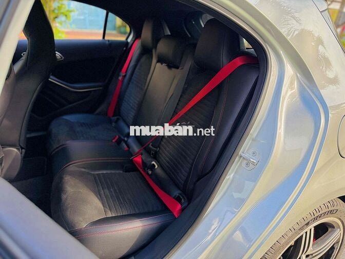 Mercedes Benz A Class 2015 250 AMG - 55000 km