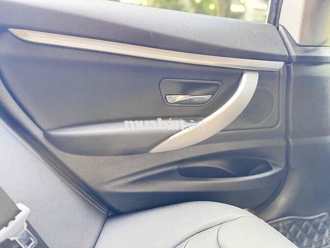 BMW 3 Series 2015 320i GT - 80000 km