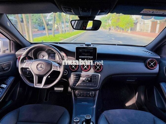 Mercedes Benz A Class 2015 250 AMG - 55000 km
