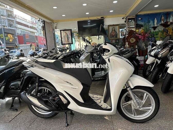 SH 150i ABS + HSTC 10/2022 Trắng BSTP Chính Chủ