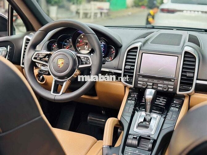 Porsche Cayenne 2015 3.6 V6 Đen/Kem