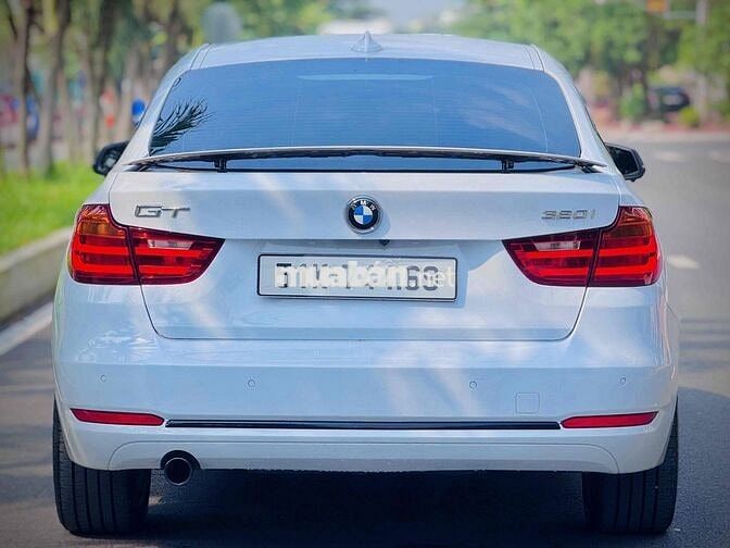 BMW 3 Series 2015 320i GT - 80000 km