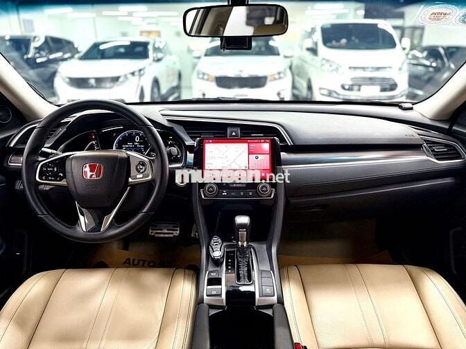 Honda Civic 2021 G 1.8 AT - 30,000 km siêu cọp.