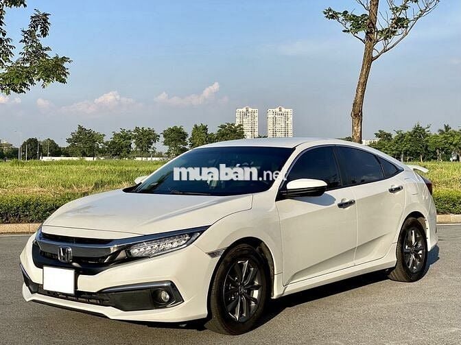 Honda Civic 2021 G 1.8 AT - 30,000 km siêu cọp.