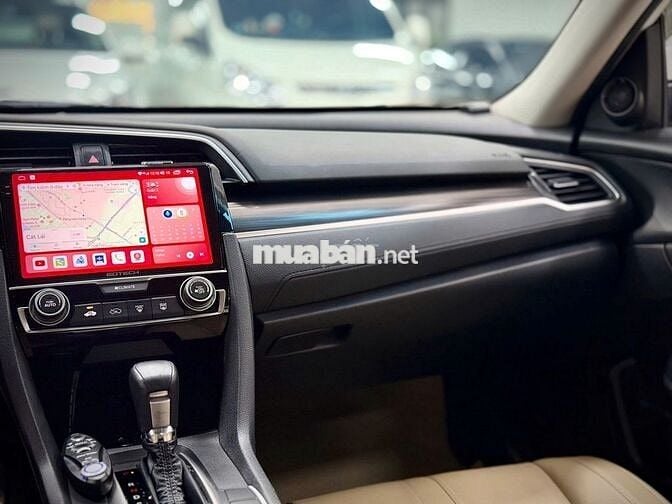 Honda Civic 2021 G 1.8 AT - 30,000 km siêu cọp.