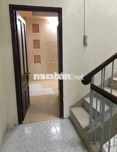 CHO THUÊ NHÀ MẶT TIỀN ĐƯỜNG HOÀNG HOA THÁM, DT 4X19 TRỆT 2 LẦU