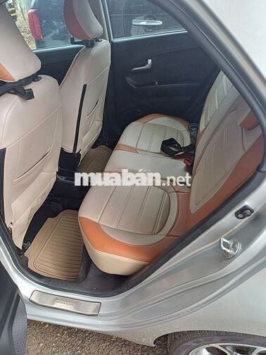 Kia Picanto Bạc 5 chỗ Số sàn