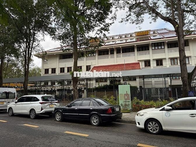 Mặt bằng kinh doanh 300m2 Nguyễn Công Trứ - P. Hội An Tây