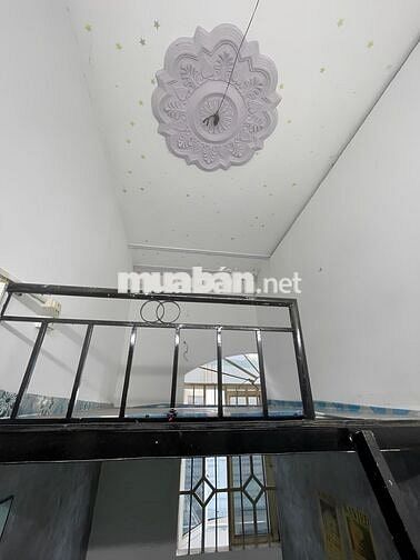 PHÒNG GÁC CỬA SỔ - LẦU 1 - KHU VỰC AN NINH - GẦN NGÃ 5 CHUỒNG CÚN