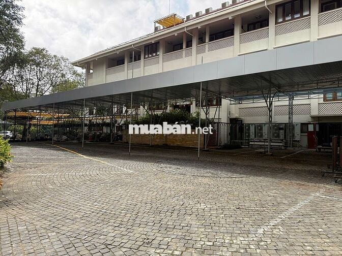 Mặt bằng kinh doanh 300m2 Nguyễn Công Trứ - P. Hội An Tây