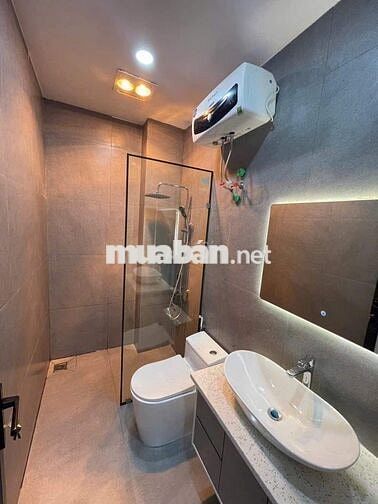 Chính chủ cho thuê nhà lô góc, Hàng Bạc, thang máy, 111m2x 4T -44 Tr