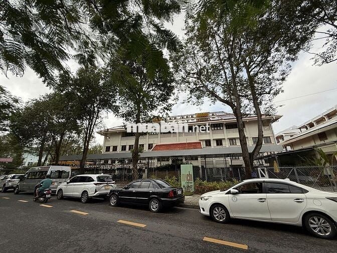 Mặt bằng kinh doanh 300m2 Nguyễn Công Trứ - P. Hội An Tây