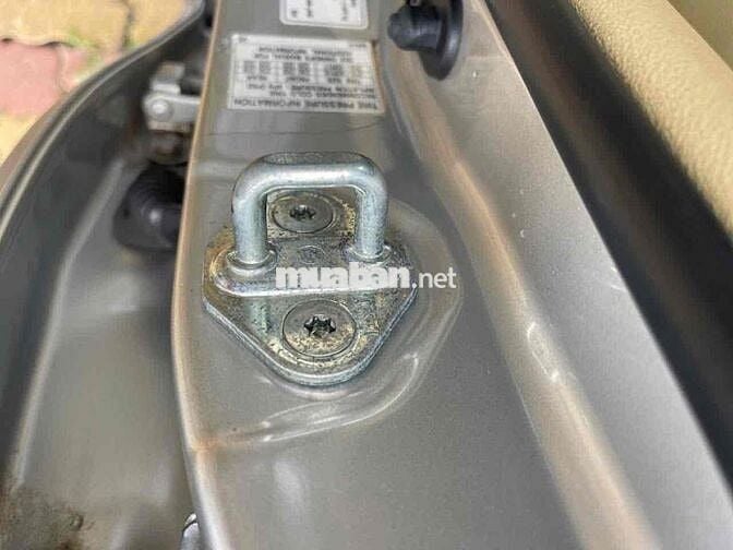 Toyota Camry 2015 2.0E - 100000 km