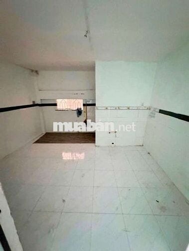 Nhà cần bán gấp , HXH , 70m2 giá tốt . Hương Lộ 2. BT