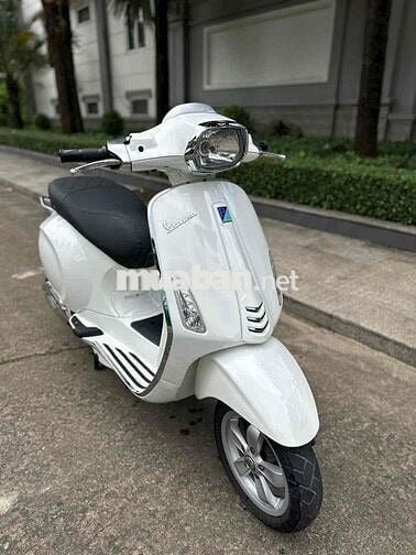 🔥 CẦN BÁN XE VESPA 2015 – MÀU TRẮNG ĐẸP NGUYÊN BẢN
